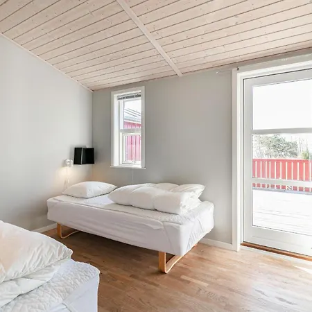 Aakirkeby With Fireplace 02 Tatil Evi