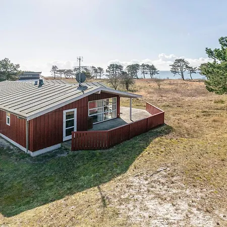 Aakirkeby With Fireplace 02 Tatil Evi *